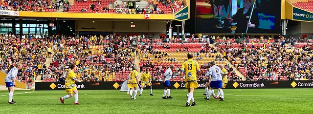 是媒体吹捧 是媒体吹捧