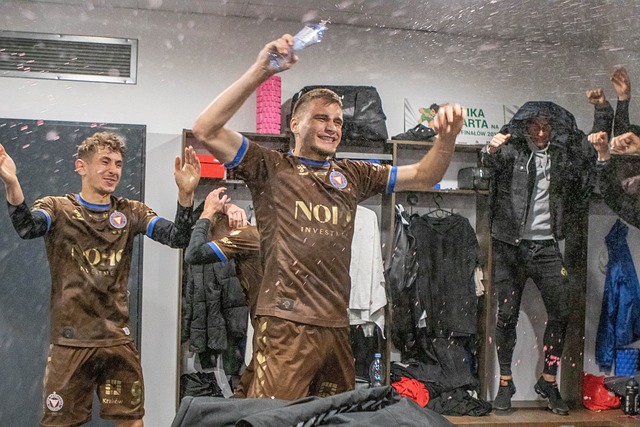 特殊性和少 特殊性和少